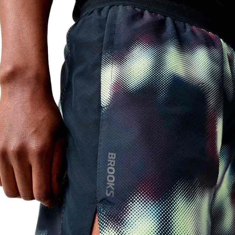 PANTALON CORTO BROOKS DASH PRINTED
